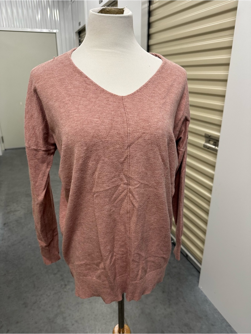 Off-the-Shoulder Lightweight Sweater in Dusty Rose